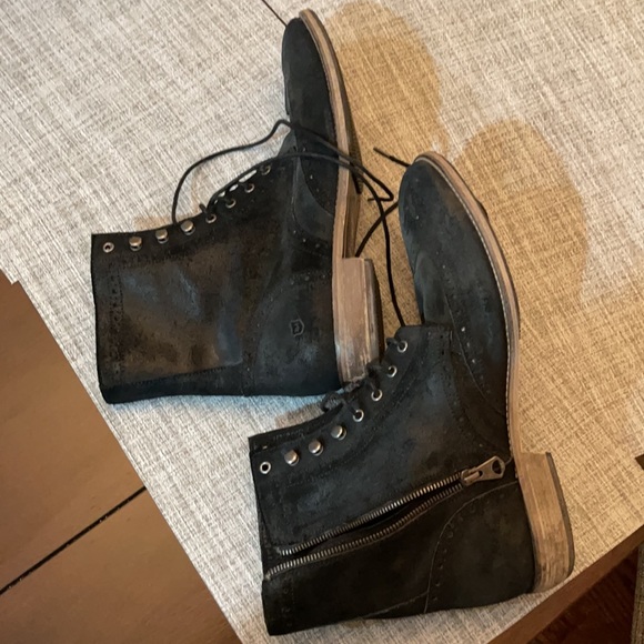 Andrew Marc Boots - Picture 3 of 5